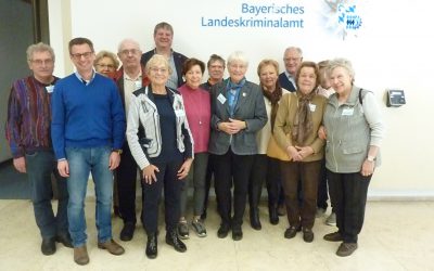 Frauen‑u. Senioren-Union besu­chen das Baye­ri­sche Lan­des­kri­mi­nalamt München